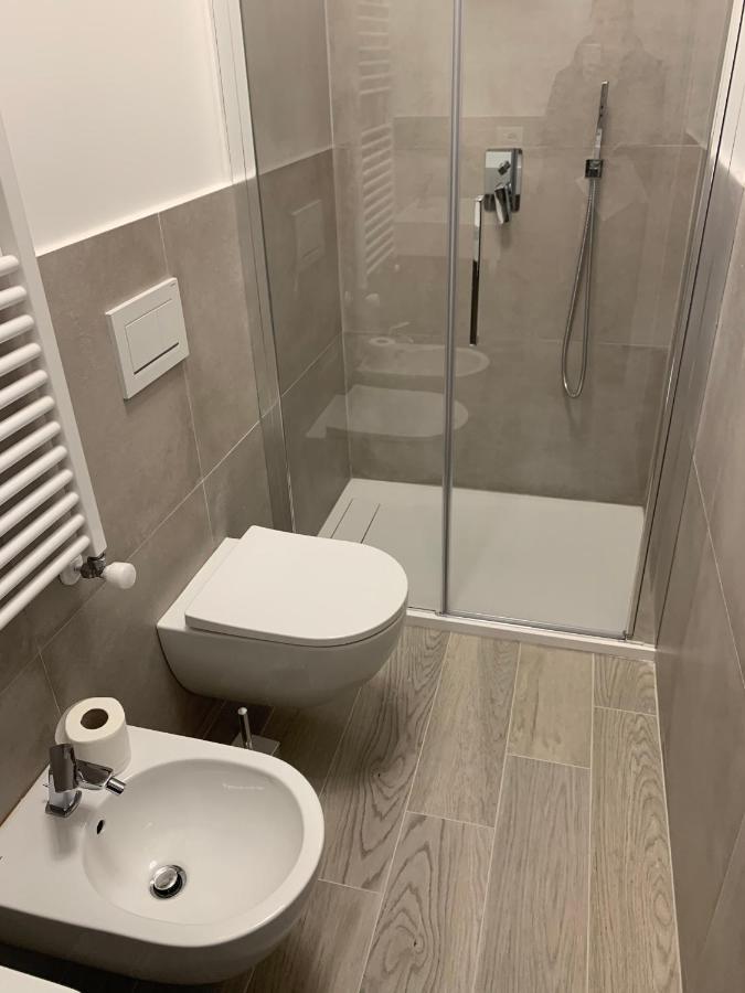Camere Scandellara 24 Болонья Экстерьер фото